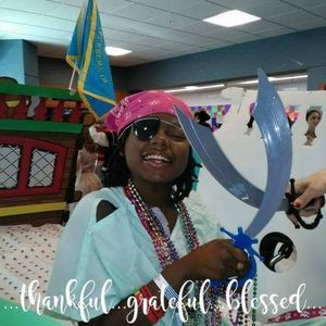 Meet your Posher, Savoya